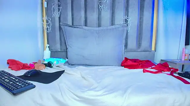 Rachele_x's cam snapshot