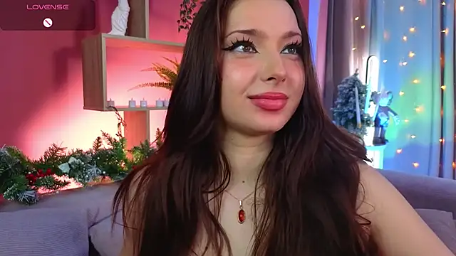 Lucy_louras live sex cam