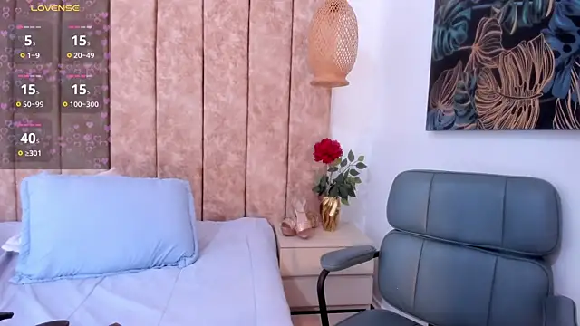 Katrina_baurii's cam snapshot