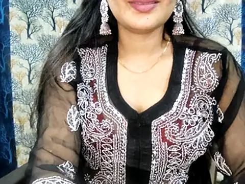 Aarvi_Arora's cam snapshot