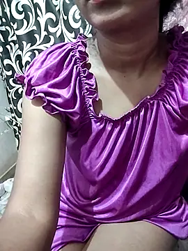 Sexyyy-ladieee5643's cam snapshot