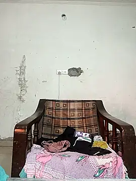 HotAishaa's cam snapshot