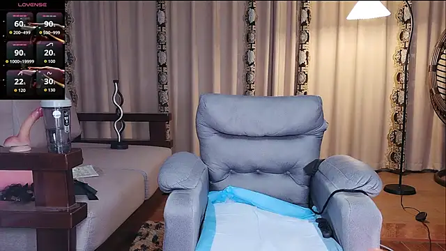 yuyu2004live live sex cam