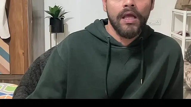 MakeMeAwareAah live sex cam