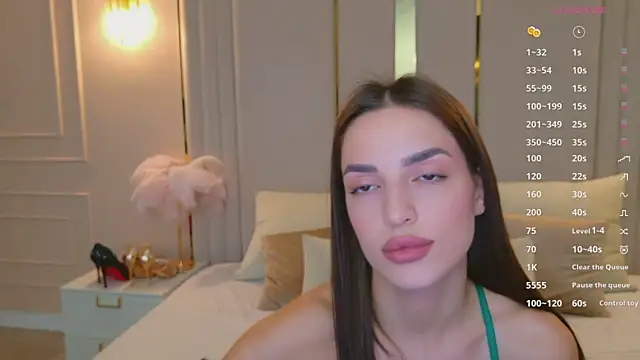 BellaHalles live sex cam