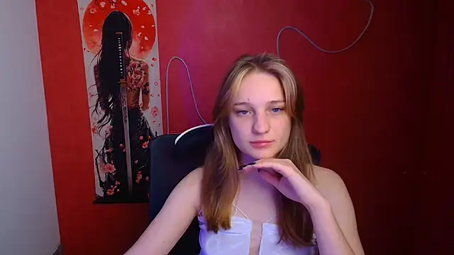 Katie_Rosiee's cam snapshot