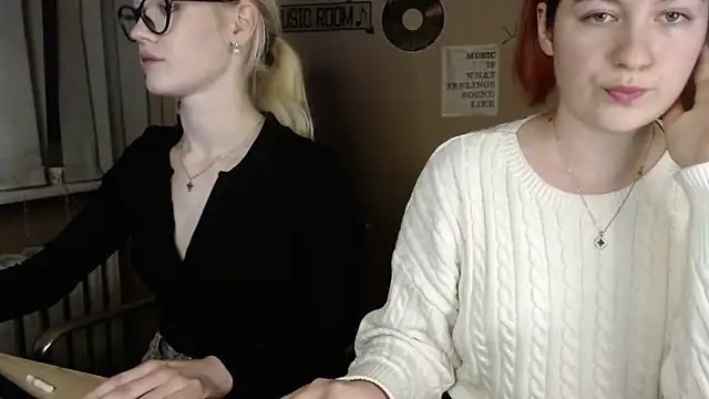 Aura__Myst's cam snapshot