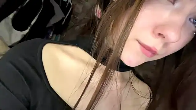 GuyedTheobid's cam snapshot