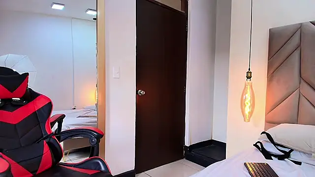 AndreaKinghs's cam snapshot