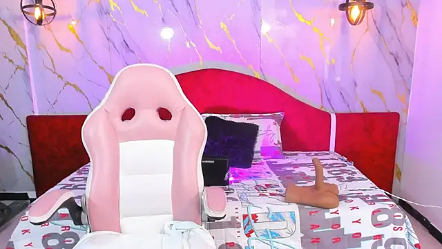 estrella_bigboobs14's cam snapshot