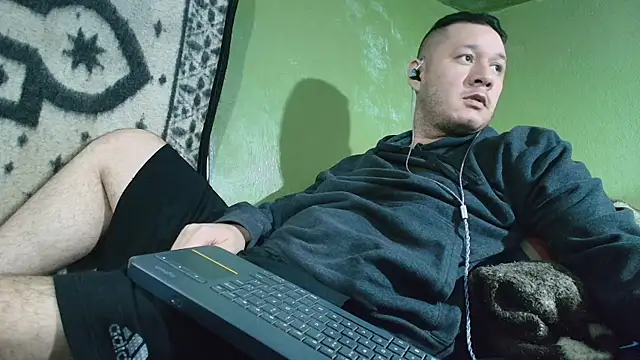 sweet_cock28's cam snapshot