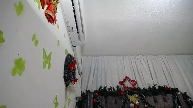 ANA-BULLOCK-'s cam snapshot