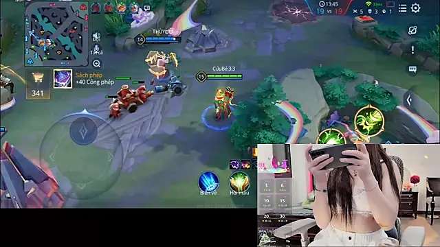 Caryln-Bun live sex cam