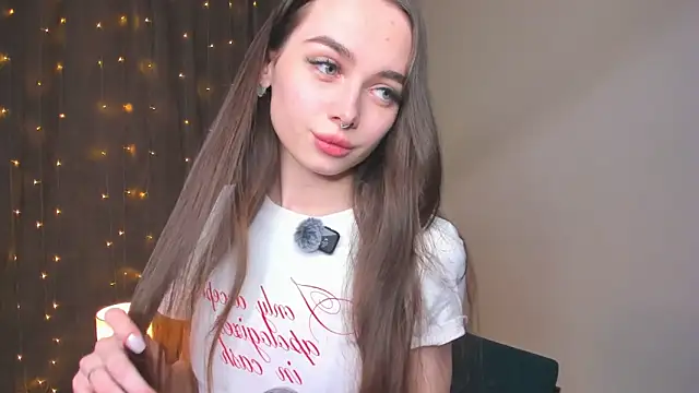 YvonneRobes's cam snapshot