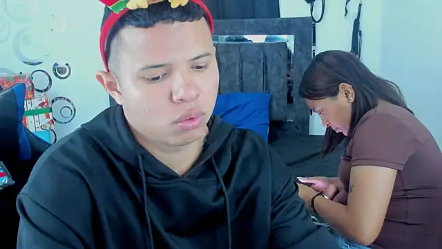 Three_Ways_to_Love's cam snapshot