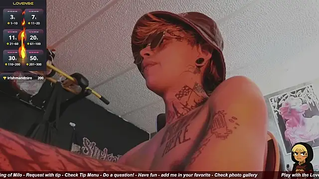 AcidMilo's cam snapshot