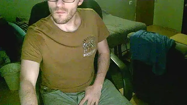 dado-hot12's cam snapshot