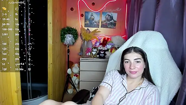 Fiery_Brunette_'s cam snapshot