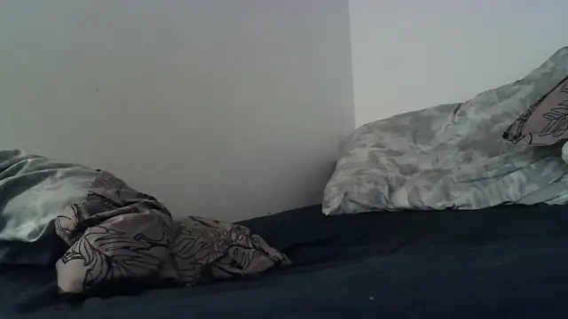 ScalicHat69's cam snapshot