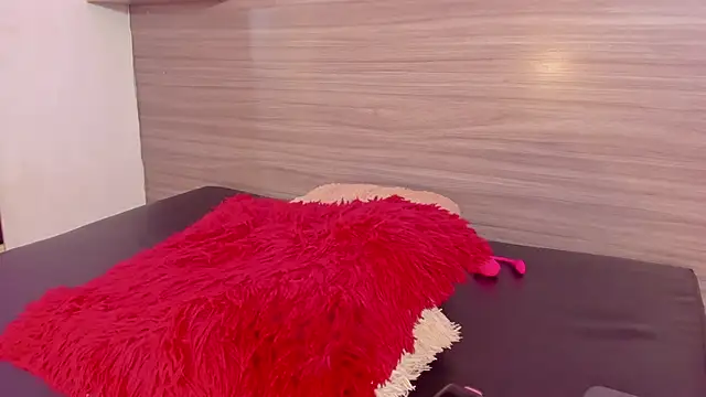 Taylor_walton's cam snapshot