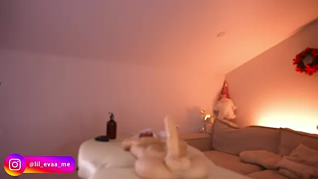 Lilevame live sex cam