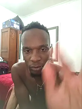 RAWFREAKYVERSE live sex cam