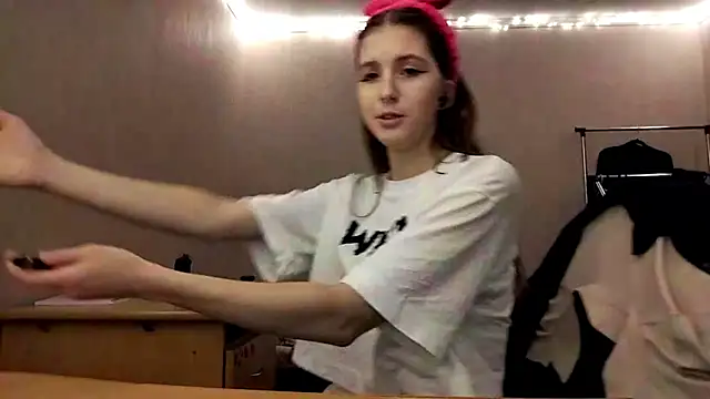 VictorinaMccorey's cam snapshot