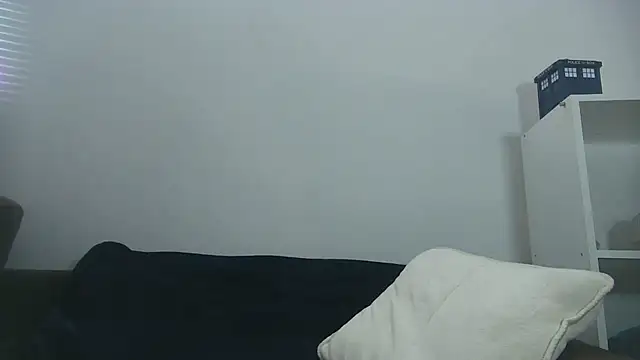 MaitresseMermaid live sex cam