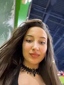 ICrazyOneIRL live sex cam