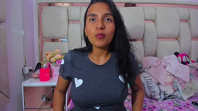 MiaKahali's cam snapshot