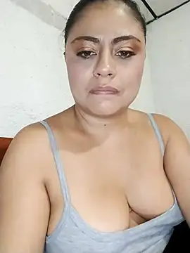 ElizabethWeil's cam snapshot