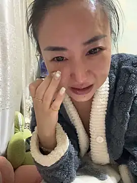 xiuchun100's cam snapshot