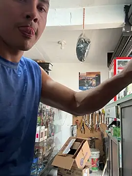 Paul22cm- live sex cam