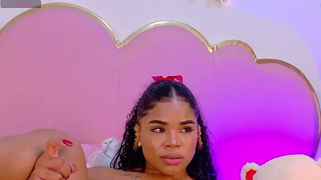 NahiaraReina's cam snapshot