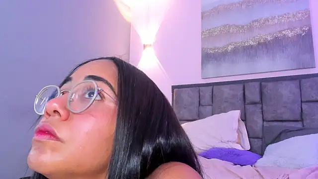 AdelaLust's cam snapshot