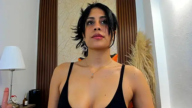 Thais_kim's cam snapshot