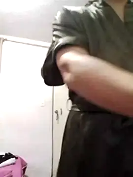 Adelgey-Michel's cam snapshot