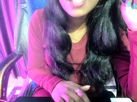 Priya_Sengar's cam snapshot