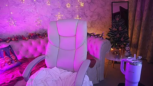 CurlyCandyXX live sex cam