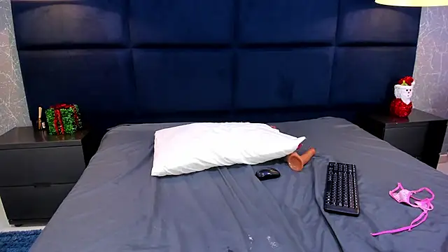 SaraCastillo_'s cam snapshot