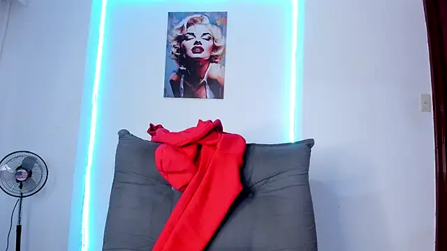 rouse_red's cam snapshot