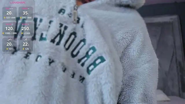 Manelyk_evanss_'s cam snapshot