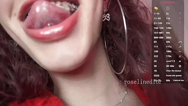 roselinedior live sex cam