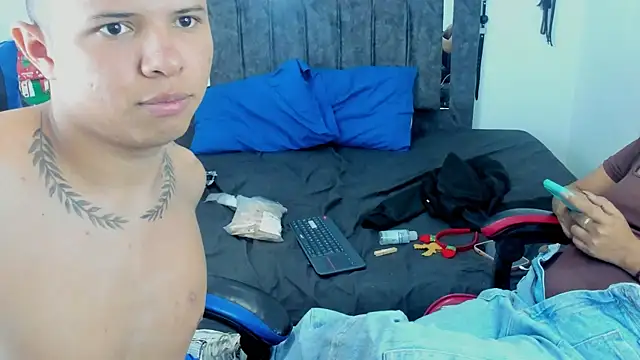 Three_Ways_to_Love's cam snapshot