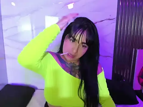 DashaMiller_'s cam snapshot