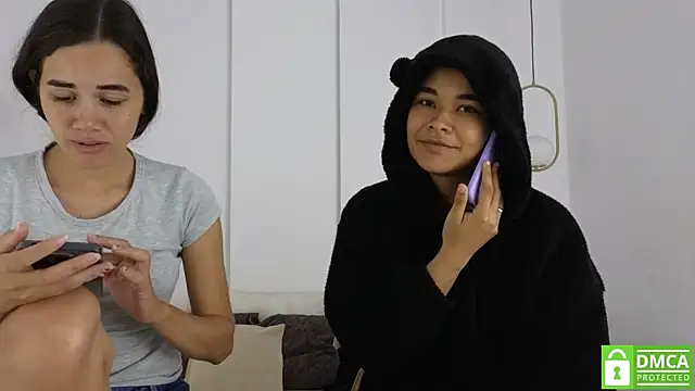 sexychanell_18's cam snapshot