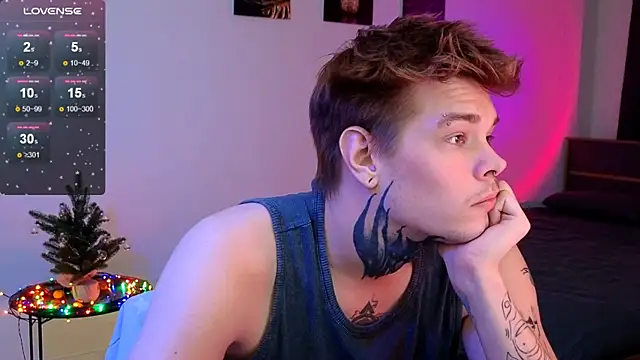 DENIS_HERE's cam snapshot