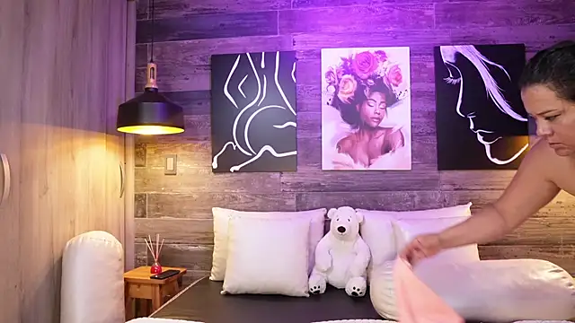 DanyAndAlexa's cam snapshot