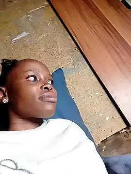 QUEENZAZA's cam snapshot