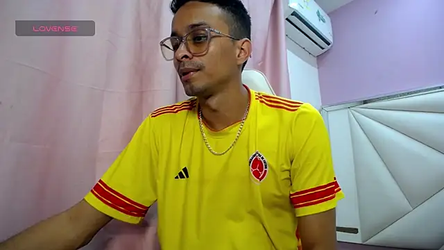 Ares_funn live sex cam